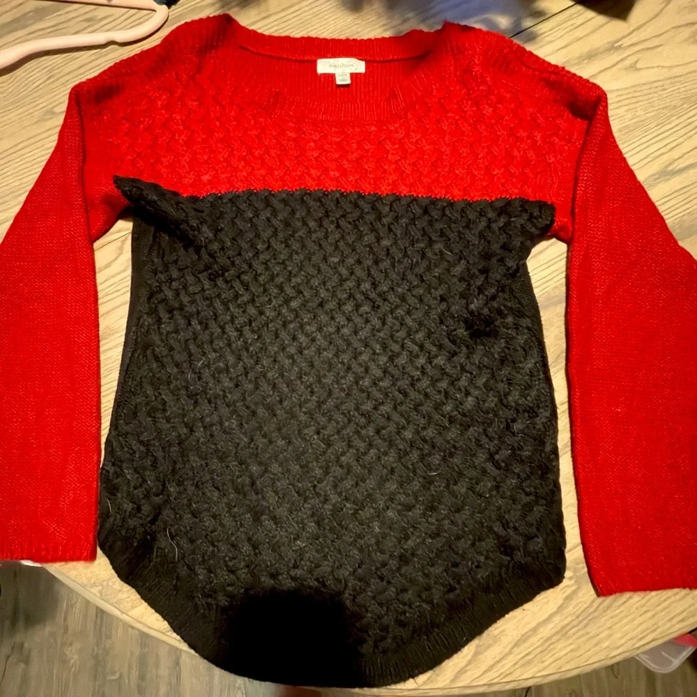 Dressbarn red and black sweater - Picture 2 of 4